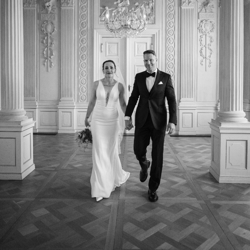 Essense of Australia Wedding Dress Style D3763 - Picture 14 of 15